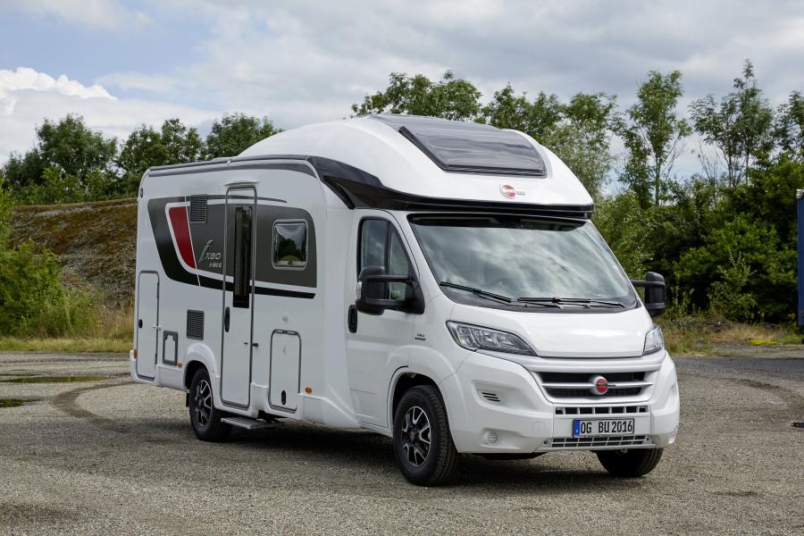 Burstner Ixeo it 680 G 2016 года  (фото 8 из 14)